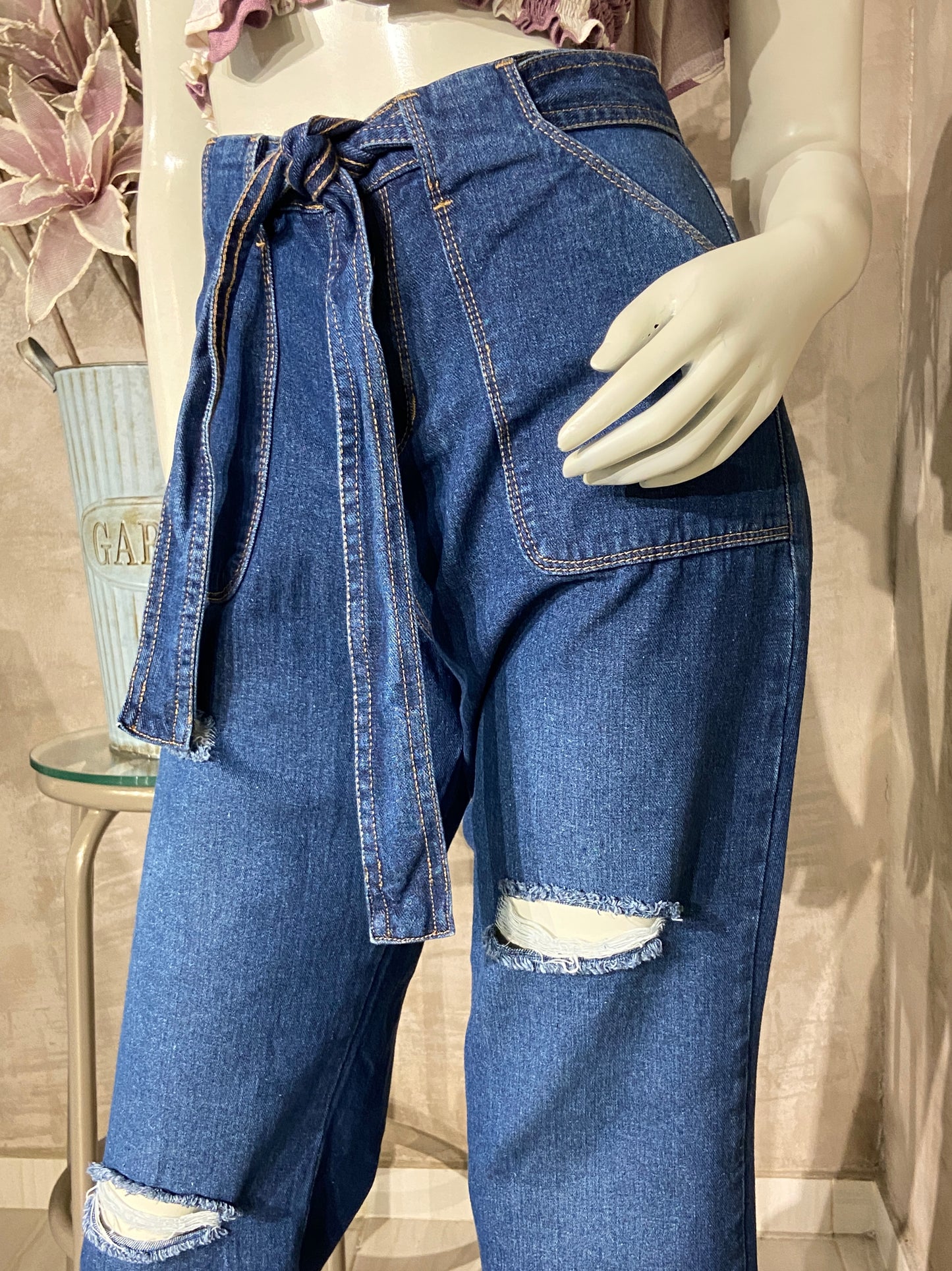 Pantalon Jean Toronto con fajon denim oscuro con rotos