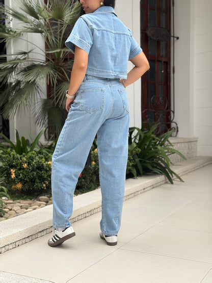 Pantalón Jean huevito Aura denim hielo