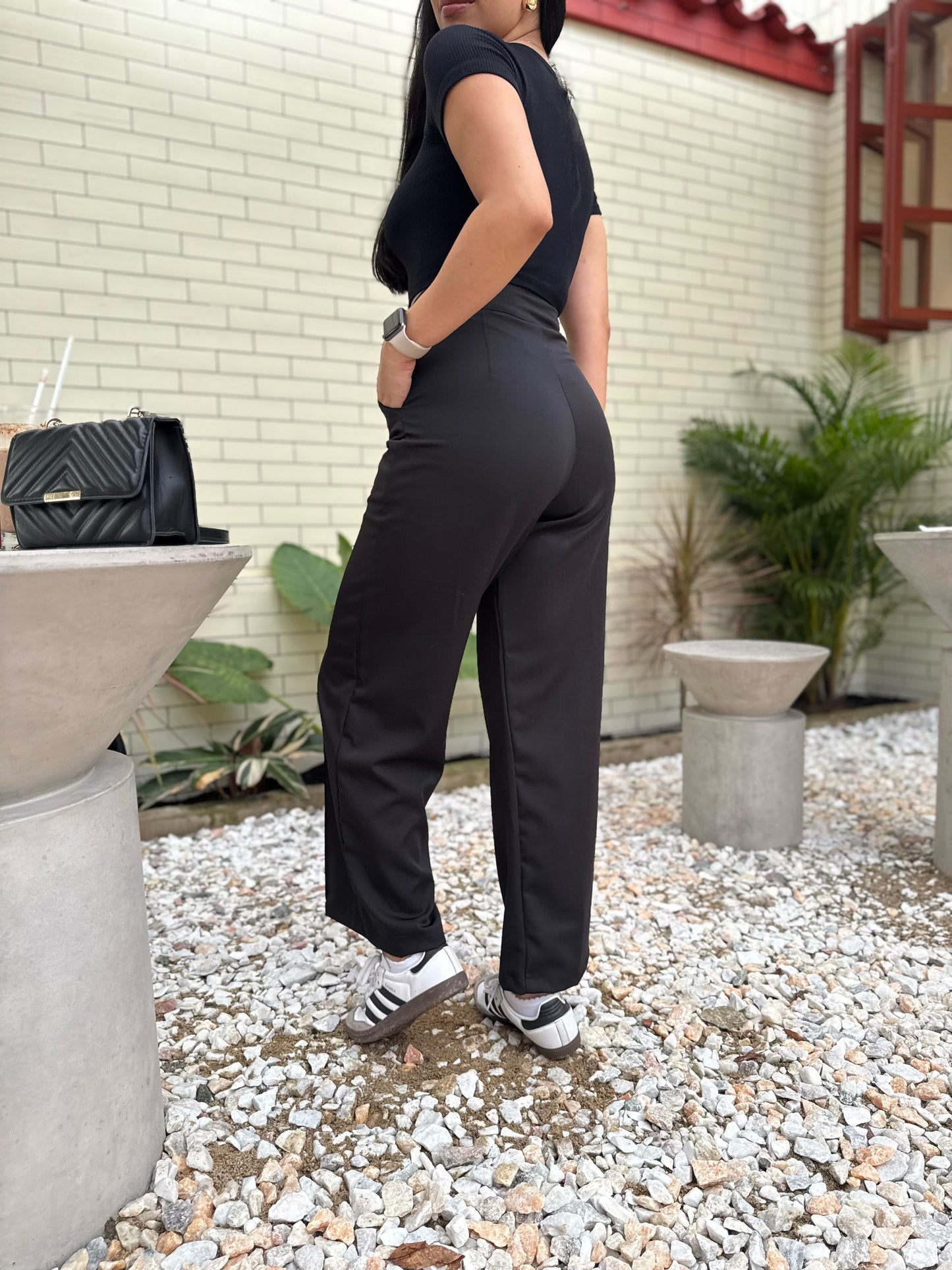 Pantalón Bloom negro