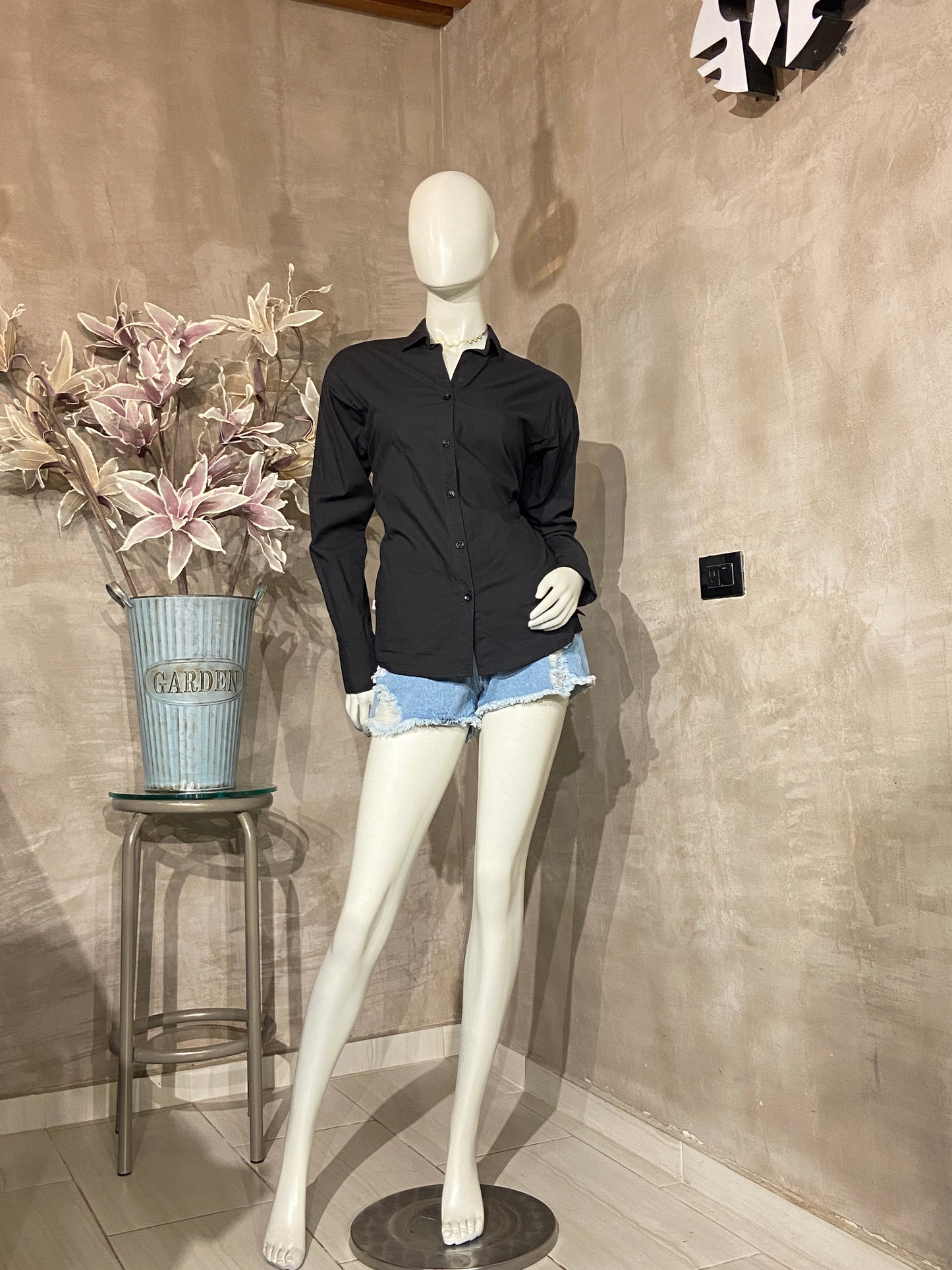 Camisa Alanna manga larga negra